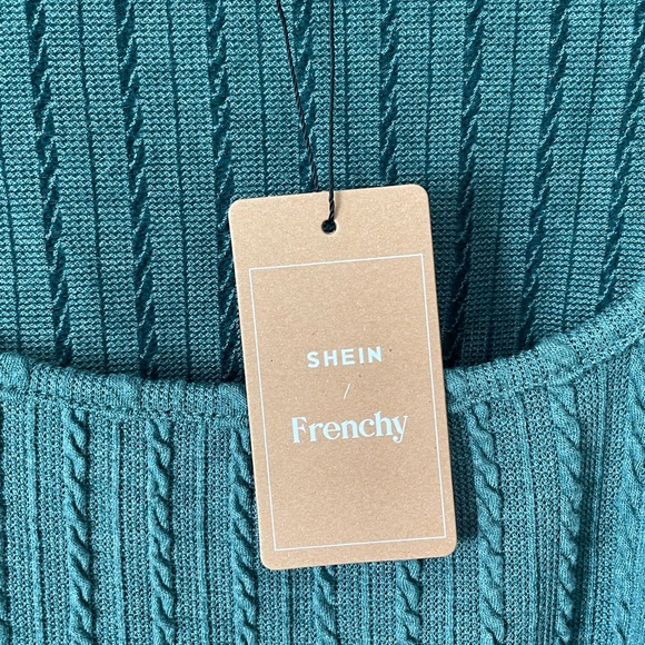 Shein Square Neck Cropped Top - Picture 7 of 7